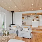 Eero - 175m To The Fjord By Interhome *