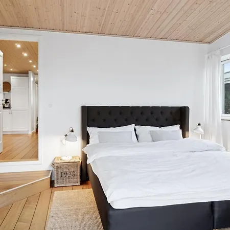 Eero - 175m To The Fjord By Interhome 펜션 *